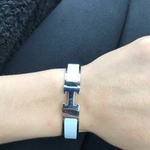 Hermès bracelet!! White and silver